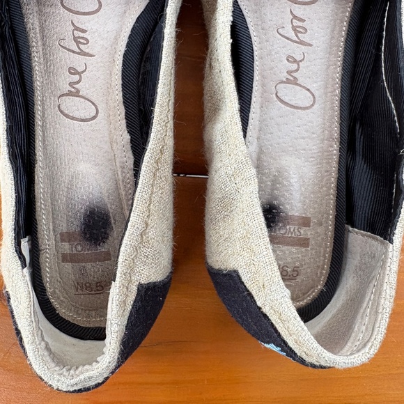 Toms Burlap and Canvas Ballet Flats, Black and Tan Size 8.5 - Picture 9 of 9